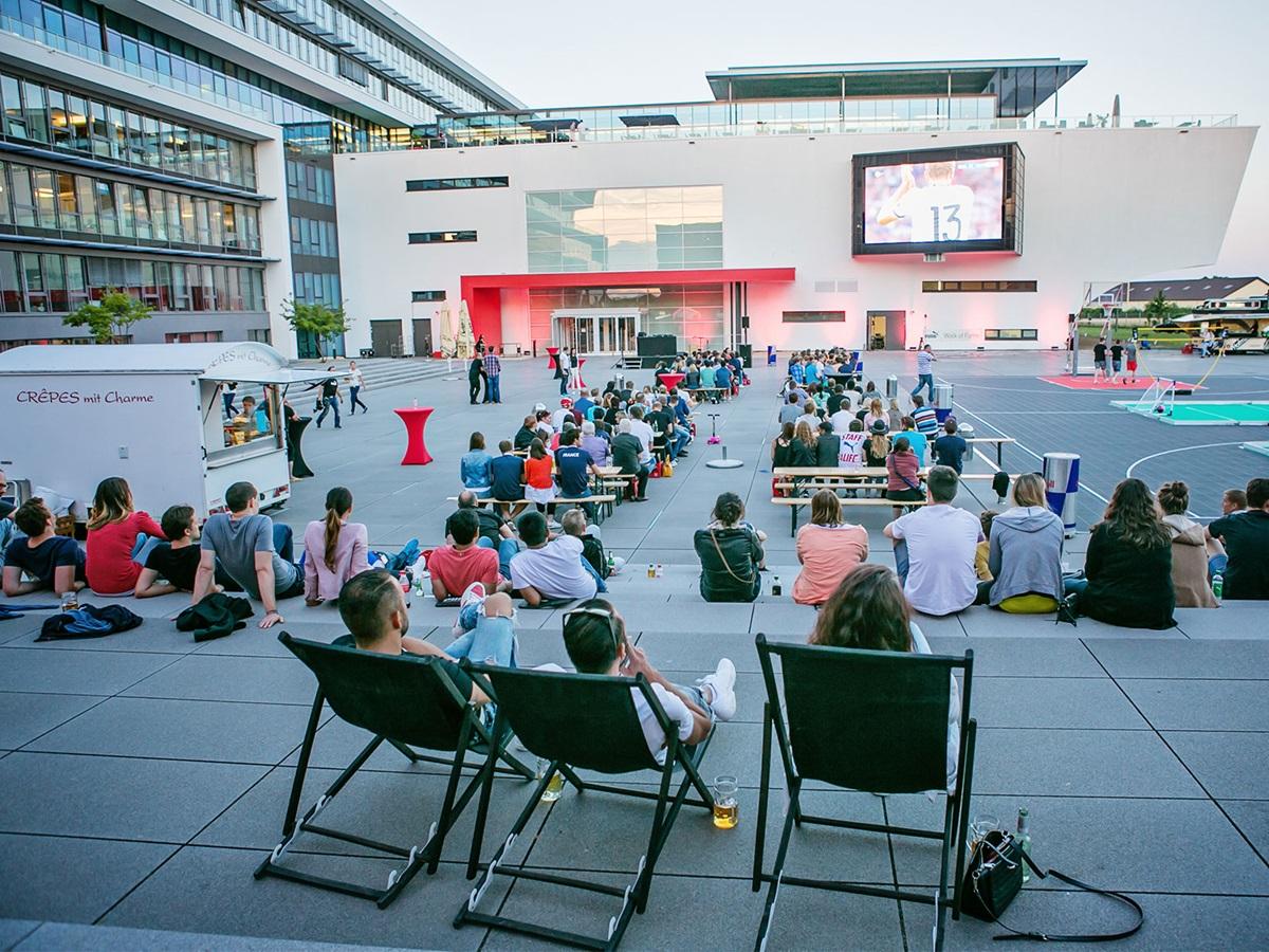 Herzo public viewing