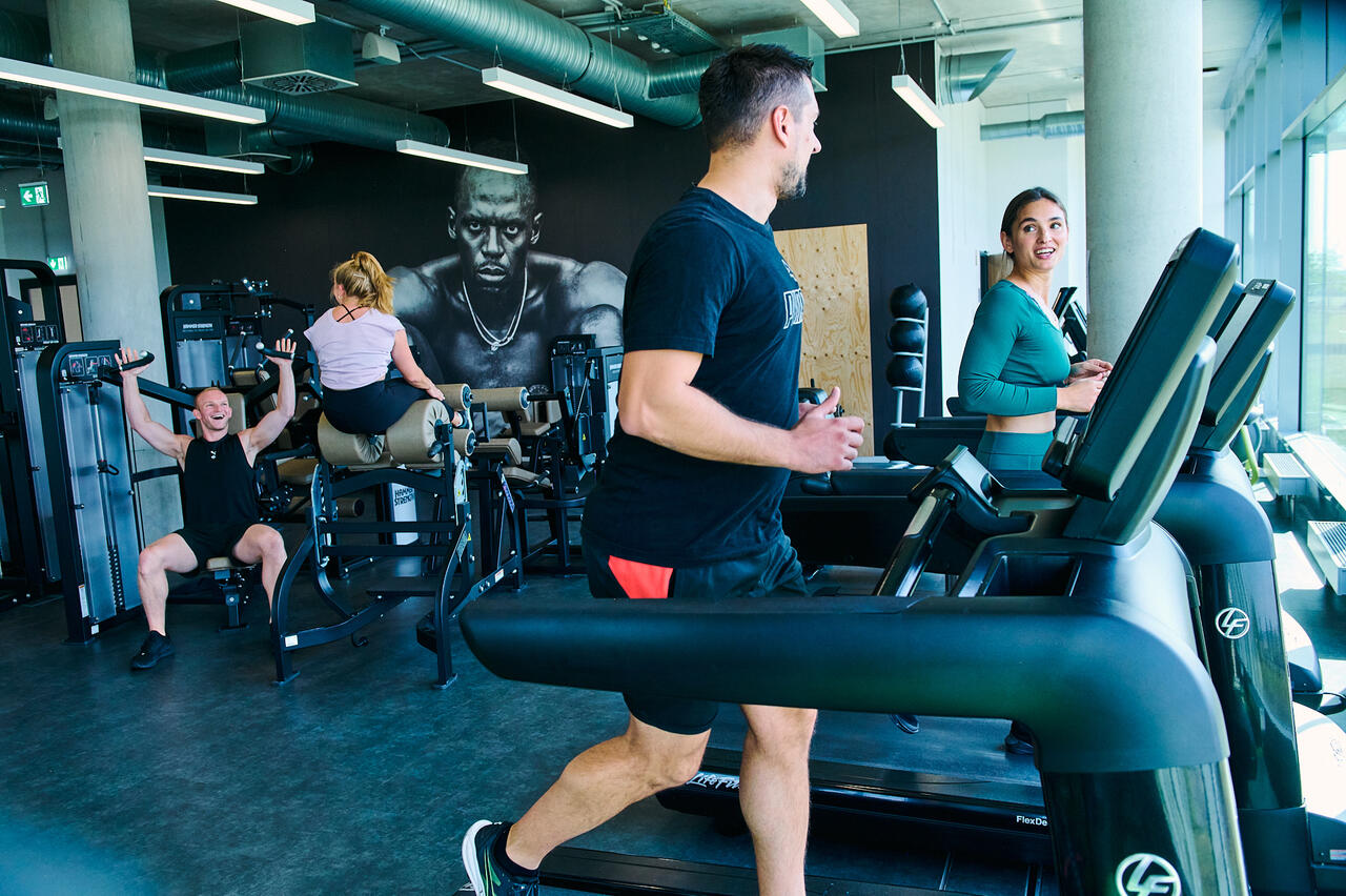 PUMA Employees in the gym