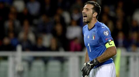 Buffon_Blue_H1.jpg