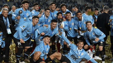 Header-uruguay-world-champs.png